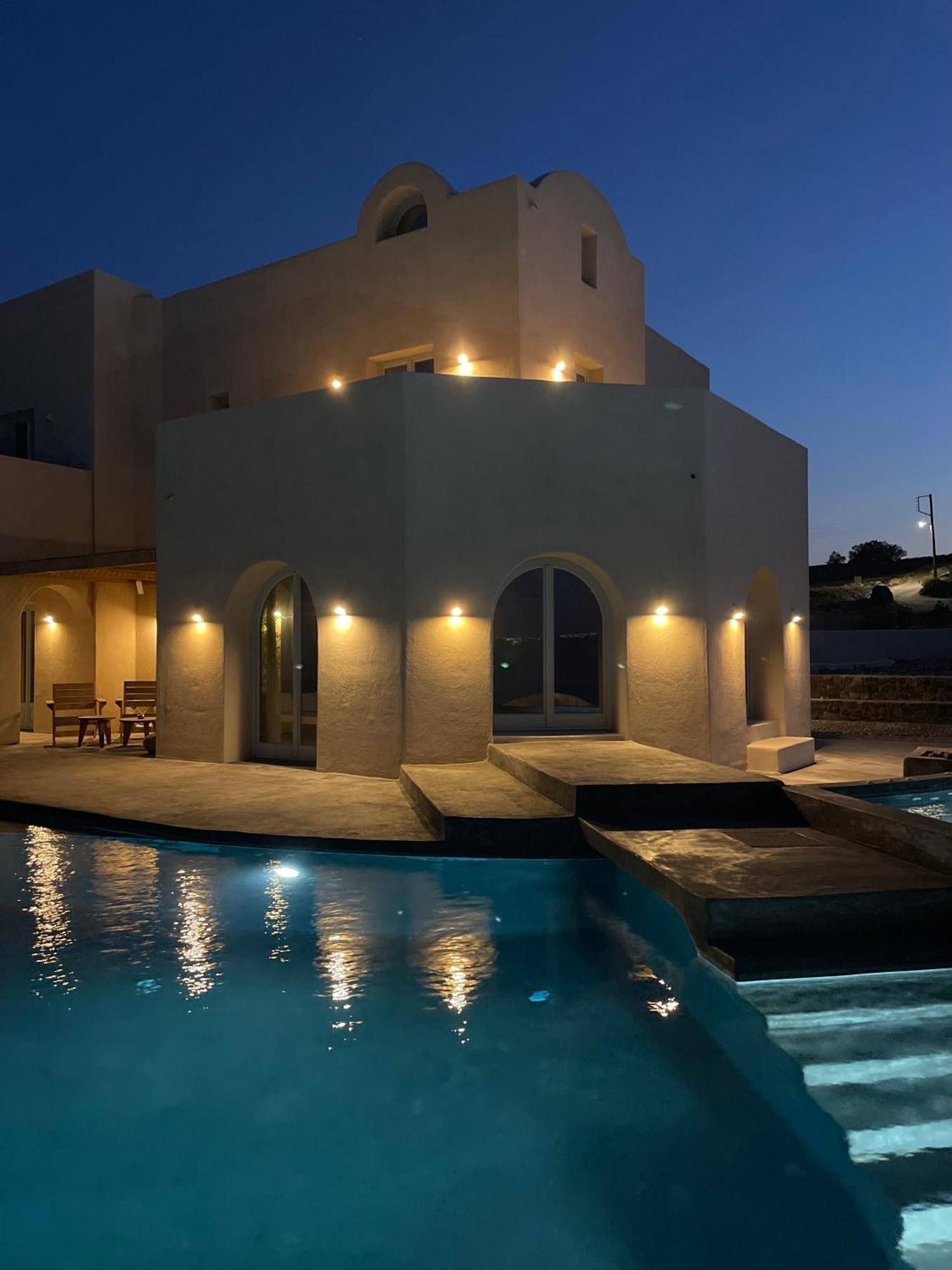 Akrorama villa&suites Akrotírion Esterno foto